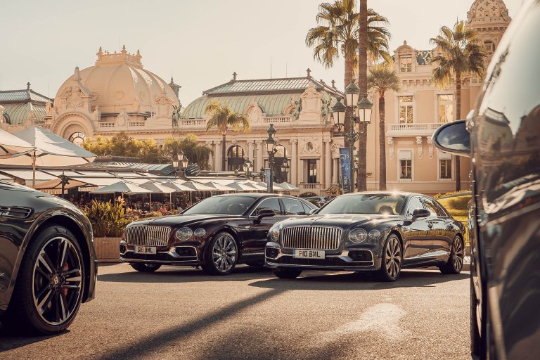 Bentley Flying Spur: эволюция роскоши