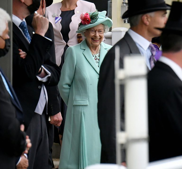 Королева посетила скачки Royal Ascot