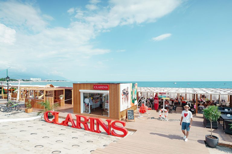 Clarins открыл pop-up-магазин в Сочи