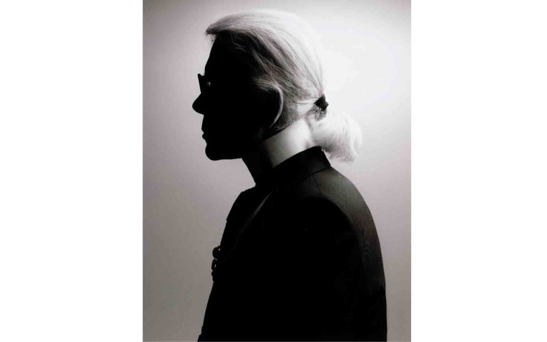 Sotheby’s объявил о продаже коллекции Лагерфельда