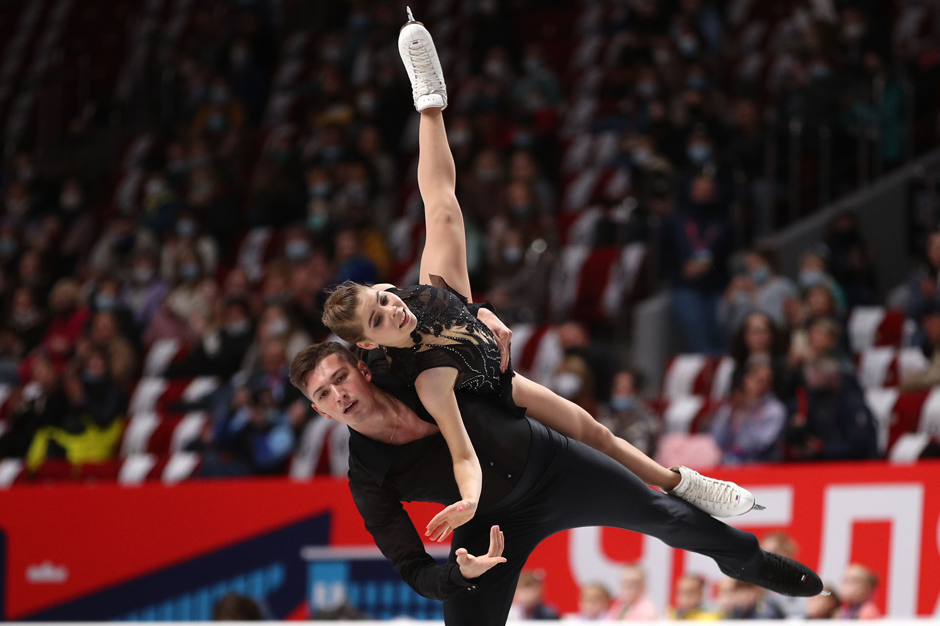 дина аверина гран при 2022. гран при по художественной гимнастике 2023 марбелья фото. гран при выше 1 места. гран при девушки лера цулукия. гран при миллениум стар 2022 год.