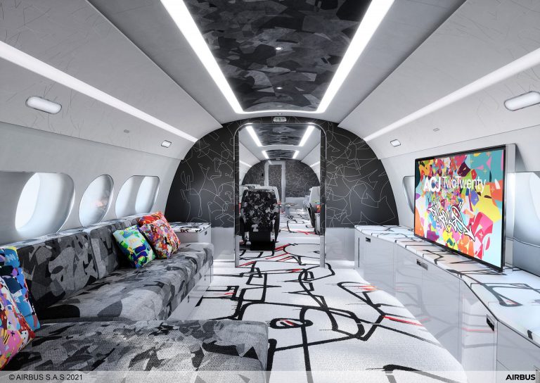 Airbus и граффити-художник Сирил Конго создали интерьер ACJ TwoTwenty