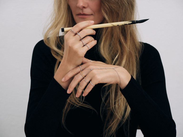 Alrosa Diamonds вдохновили древние руны