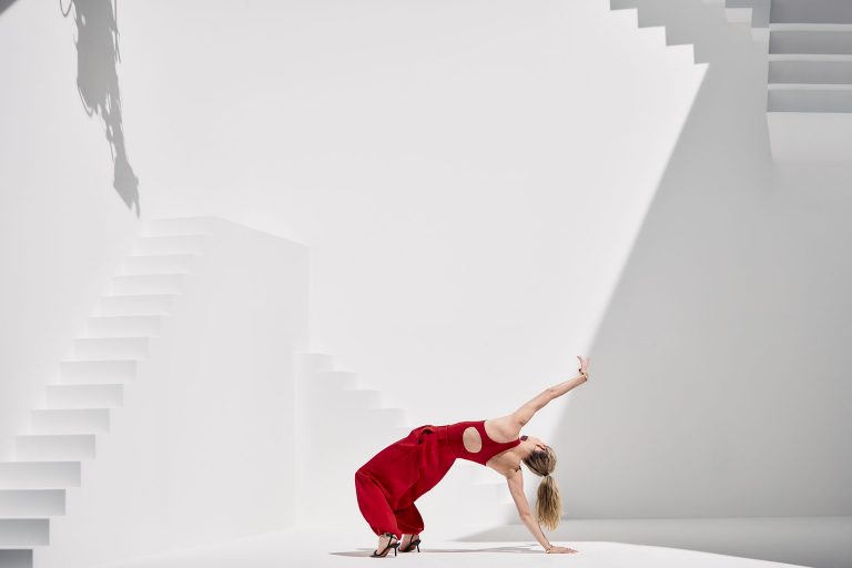 Cartier открывает праздничный сезон красочным видео