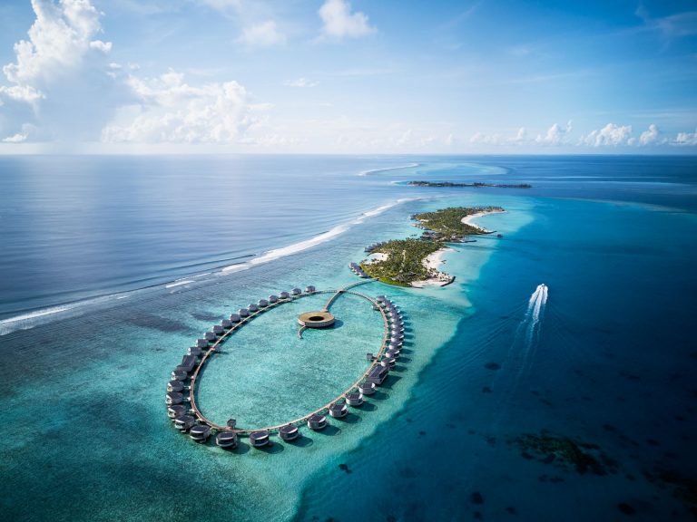 The Ritz-Carlton Maldives: в ритме островной жизни