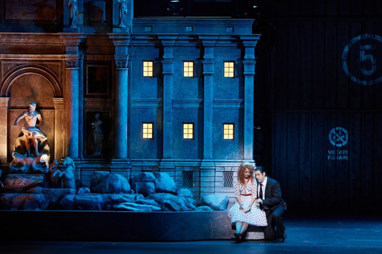 Челлини меняет профессию