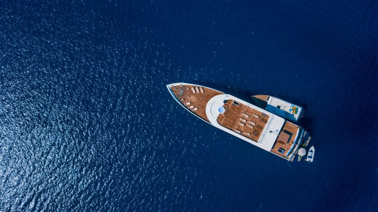 Мальдивы: небанальный отдых на яхте