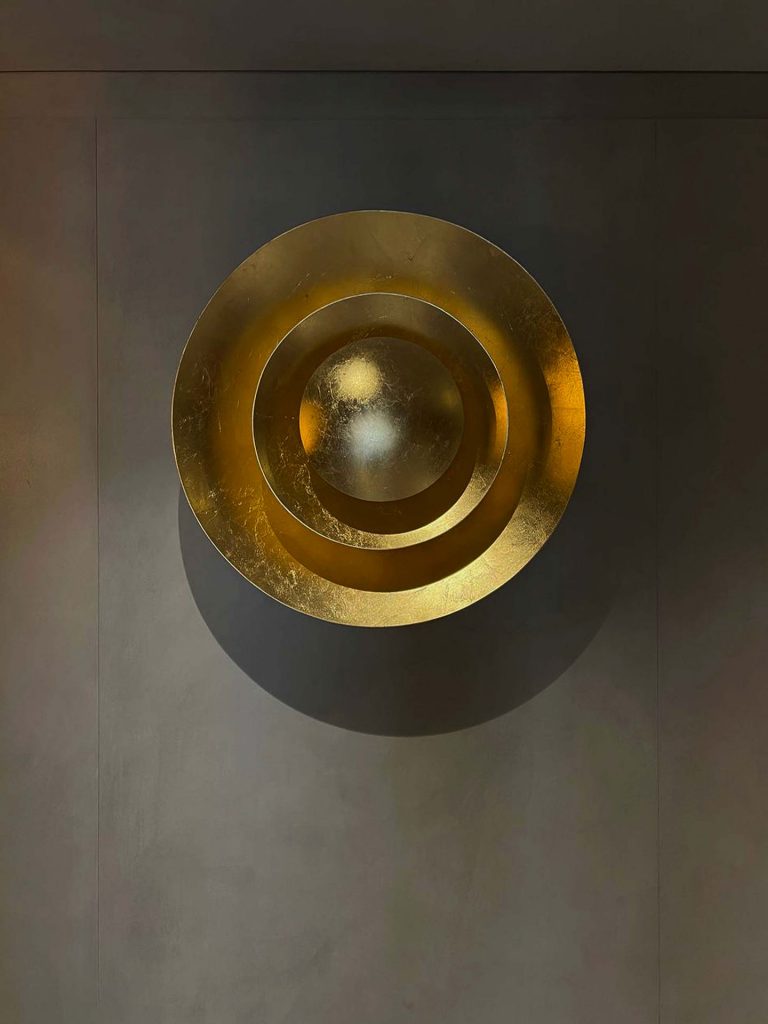 Новые точки в Москве: Remedy Lab и HELMS