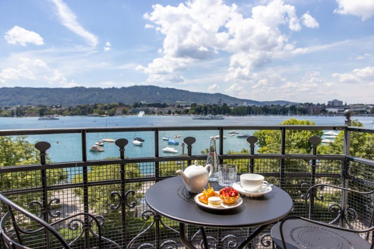 La Réserve и Клод Моне