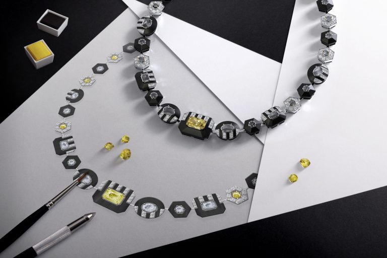 Компания De Beers – снова «Алхимик света»