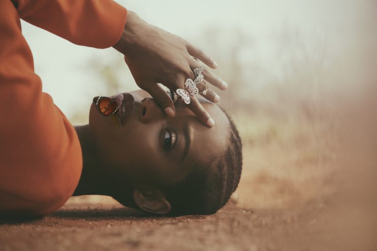 De Beers: порхание бабочек