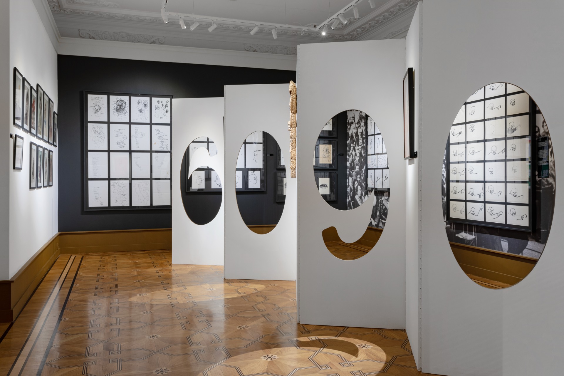 Центр Вознесенского – к 90-летию поэта