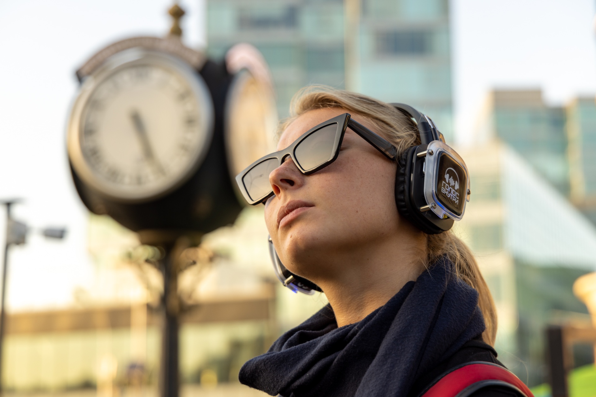 Услышать голоса Москвы