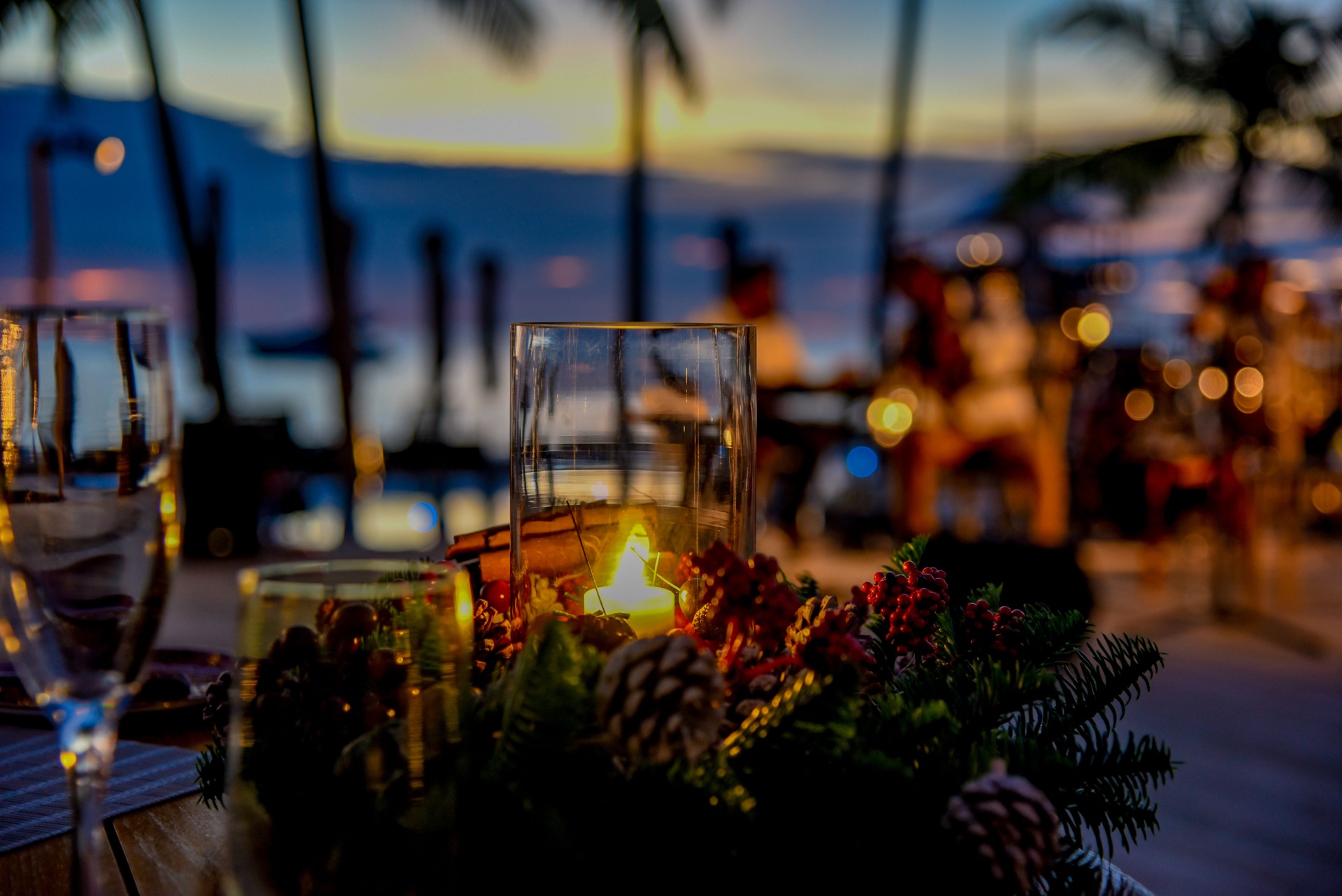 Новогодние чудеса в InterContinental Maldives Maamunagau Resort