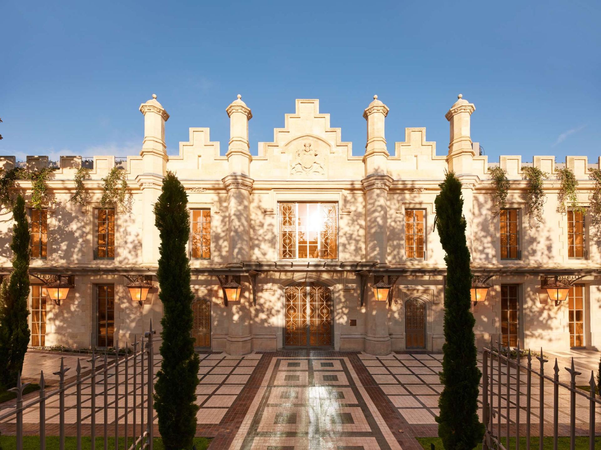 Новый отель от Филиппа Старка