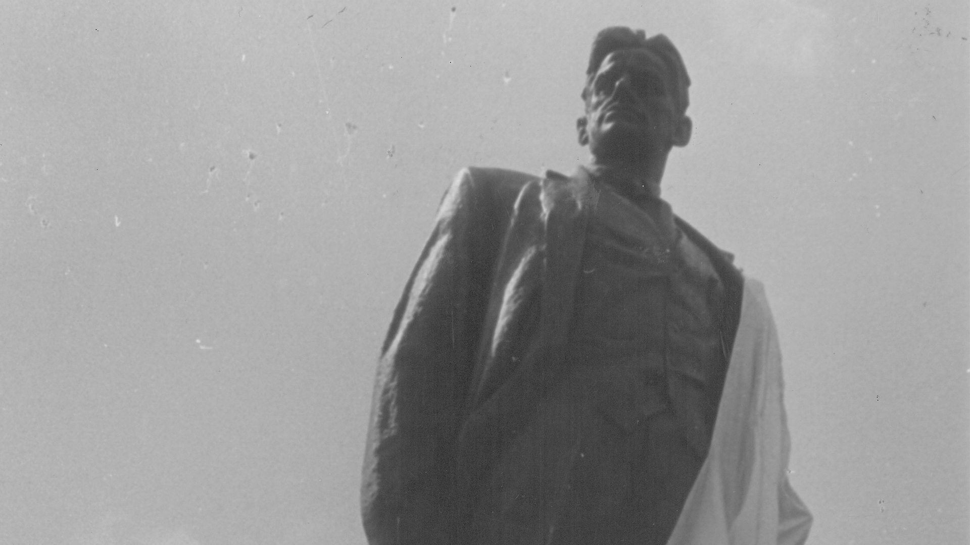 Об «Окнах РОСТА» расскажет «Зотов»