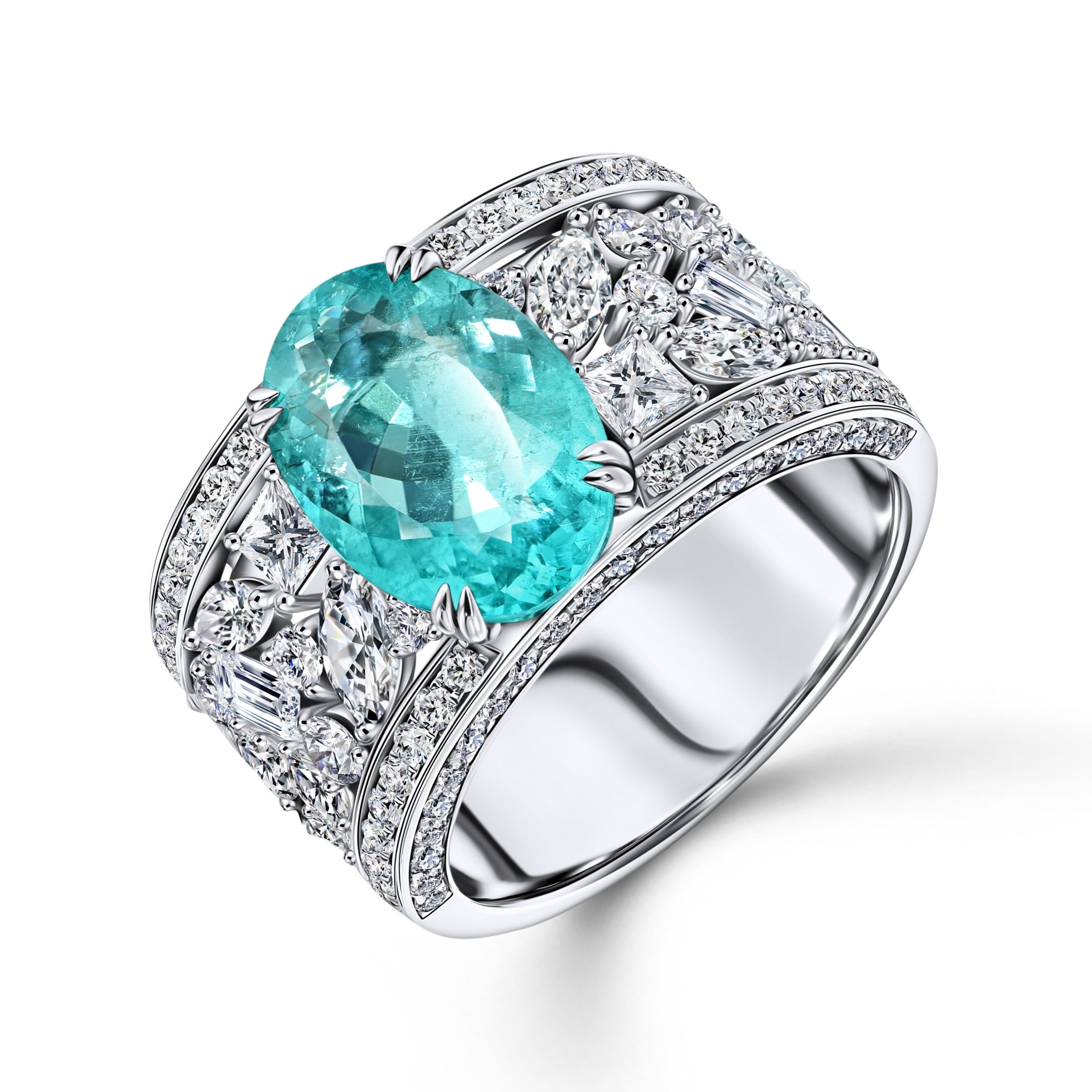 Коллекцию Royal пополнил турмалин параиба