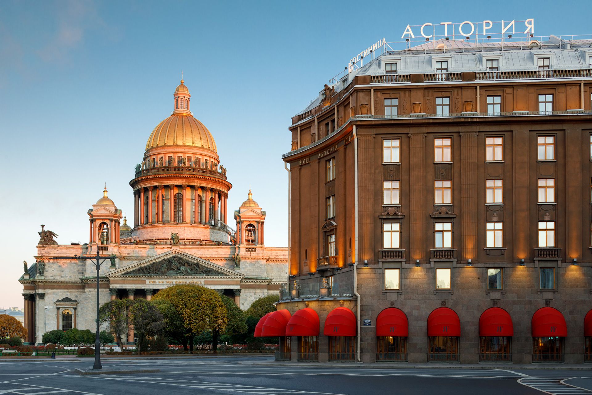 «Астория» – легенда Петербурга