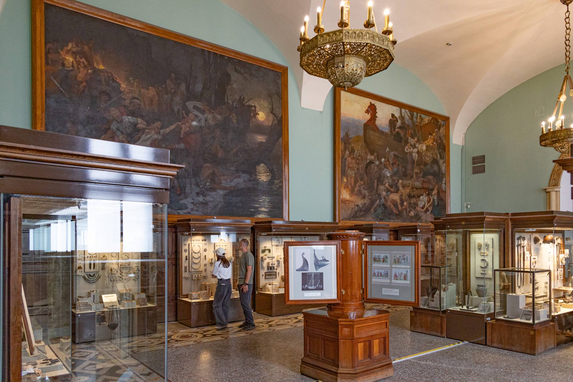 Завершена реставрация полотен Семирадского