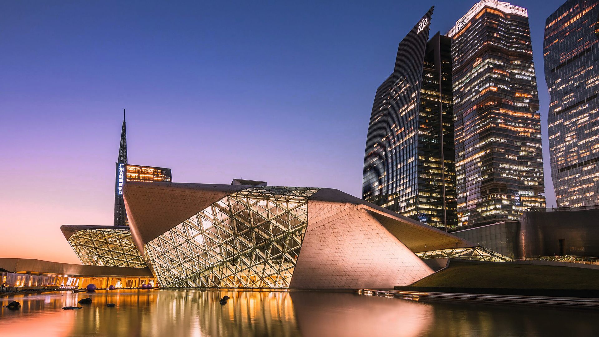 Встретимся в опере!