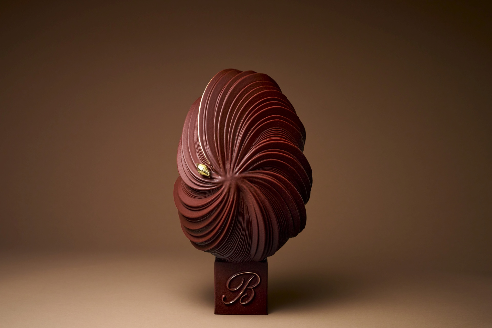 Пасхальные десерты в Le Bristol